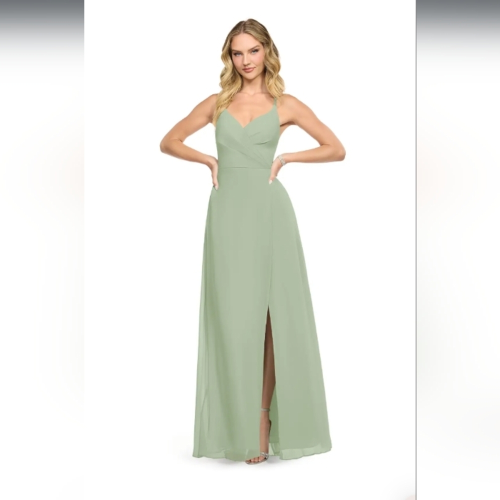 Elegant Green Evening Gown
